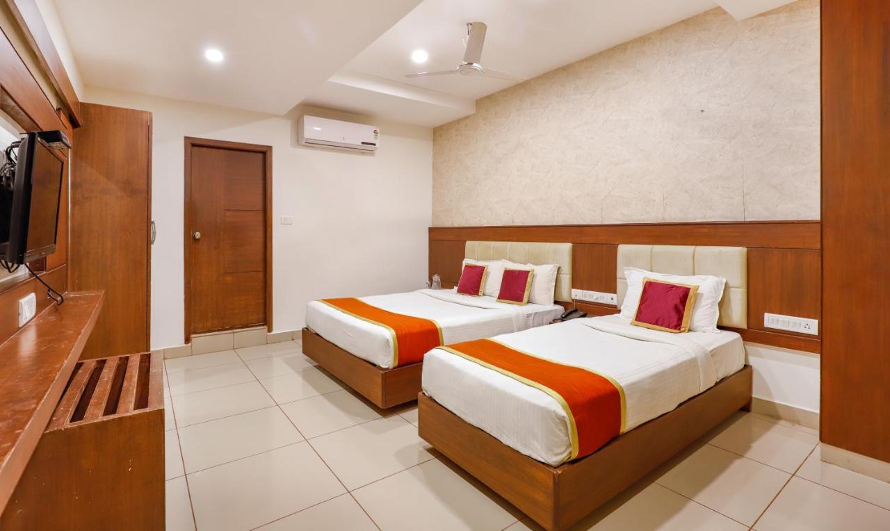 The Mount City Near Us Consulate Chennai Extérieur photo