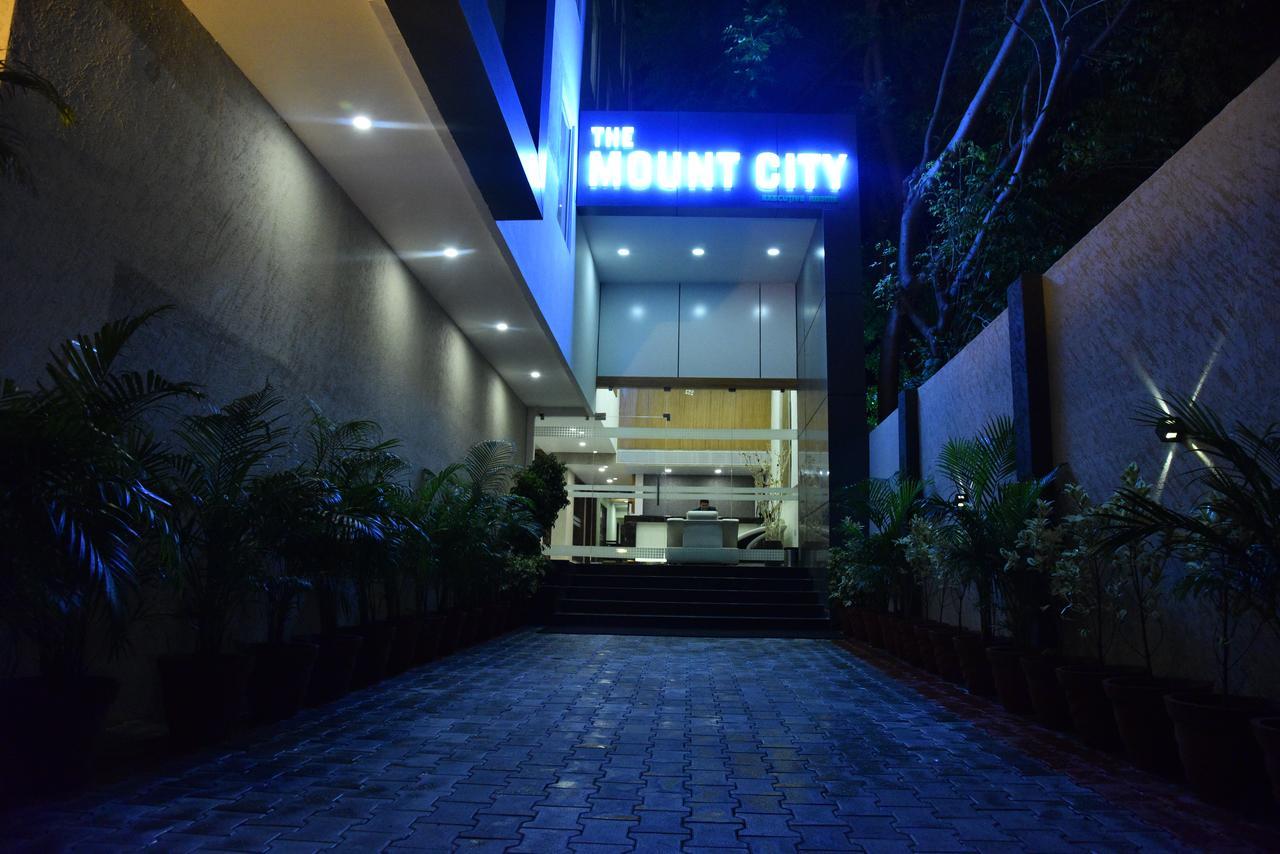 The Mount City Near Us Consulate Chennai Extérieur photo