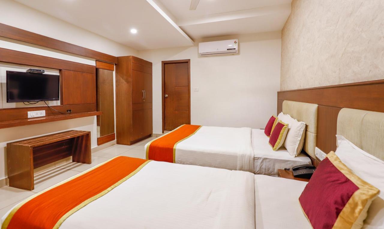 The Mount City Near Us Consulate Chennai Extérieur photo